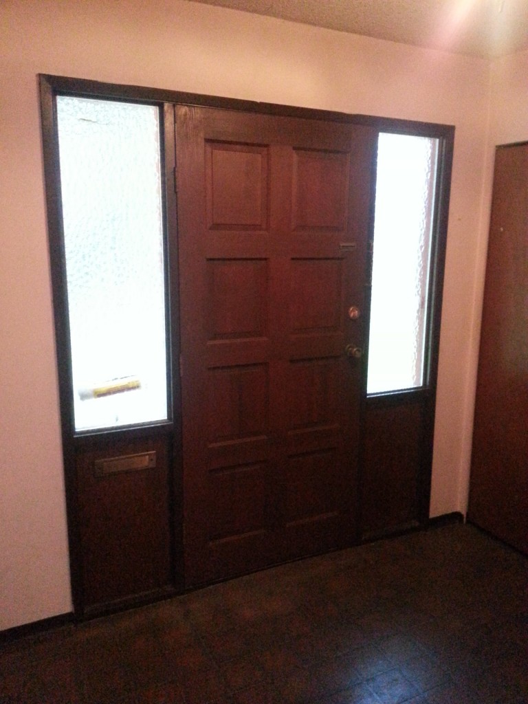 vs-before-front-door-inside