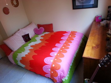 emma-room-bed